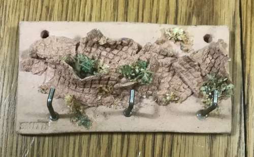 TERRACOTTA CLAY HOME WALL HANGINGS of HOUSES x 4 and 1 x 3 KEY HANGING RACK HOLDER STAMPED `SMITH`