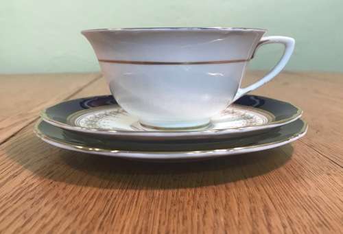 ROYAL WORCESTER ENGLAND 1 x TEA TRIO - Cup, Cake Plate and Saucer REGENCY PATTERN 1950 SCARCE! b