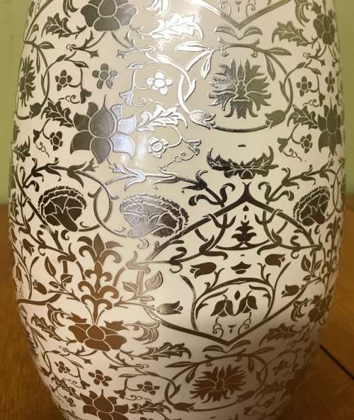 VASE LARGE POTTERY CERAMIC SILVER CHRISTMASSY DECORATION for flowers floral STUNNING!!!