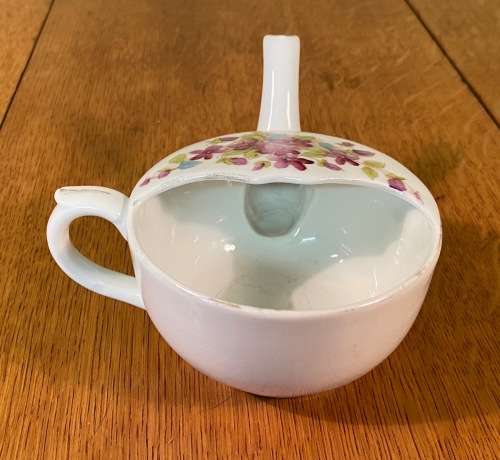 INVALID FEEDER Made by MAW? MODERN OLD AGE ILLNESS SICK CHEMIST ENGLAND.