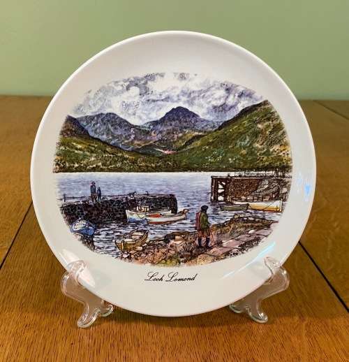 LOCH LOMOND PLATE VISTAPRINT LTD Made in Britain - Finest Quality Earthenware SCOTLAND ENGLAND