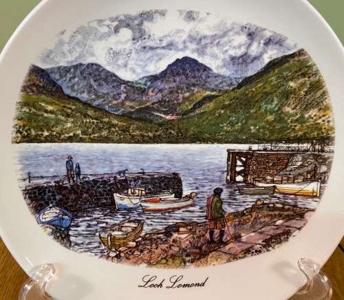 LOCH LOMOND PLATE VISTAPRINT LTD Made in Britain - Finest Quality Earthenware SCOTLAND ENGLAND