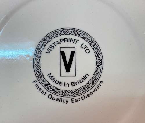 LOCH LOMOND PLATE VISTAPRINT LTD Made in Britain - Finest Quality Earthenware SCOTLAND ENGLAND