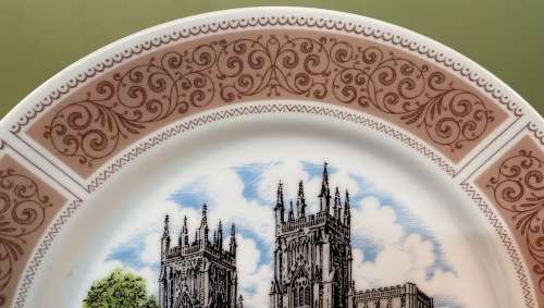 GOODLIFFE NEALE ALCESTER ENGLAND PLATE FINE CHINA `YORK MINSTER`