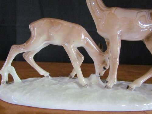 HUTSCHENREUTHER ELK DEER & FAWN KARL TUTTER GERMANY HAND-GLAZED c1930 PORCELAIN FIGURINE STUNNING!