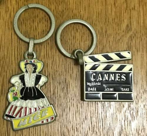 KEYRINGS x 5 - FRANCE - CANNES - PARIS - NOTRE-DAME - ARC DE TRIOMPHE - NICE- EIFFEL TOWER KEY RINGS