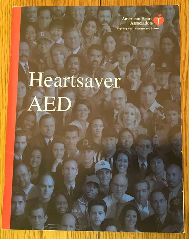 Heartsaver AED Automated External Defibrillator AMERICAN HEART ASSOCIATION MANUAL 2003