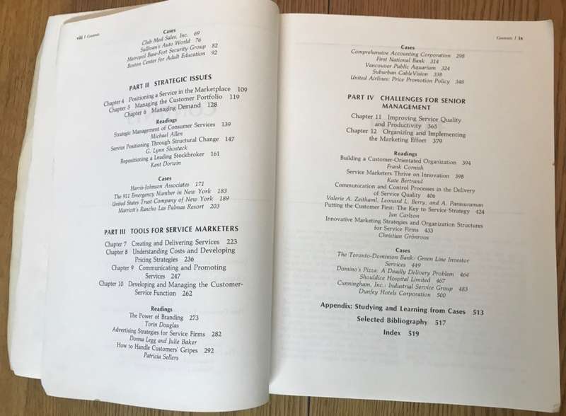 SERVICES MARKETING - CHRISTOPHER H. LOVELOCK - 2nd Edition - 1991 - Softcover.
