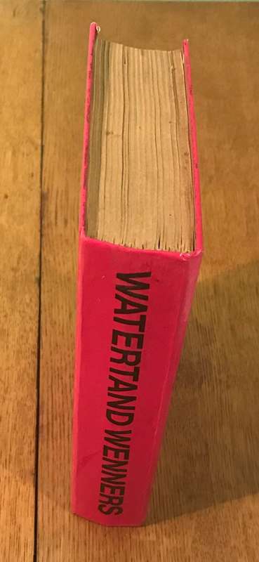 WATERTAND WENNERS - LAERSKOOL TOTIUSDAL - Mrs. Joey Pienaar & Connie Brand - 1988 - Hardcover.