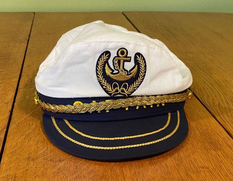 CAPTAIN PEAK CAP  - Brand new.