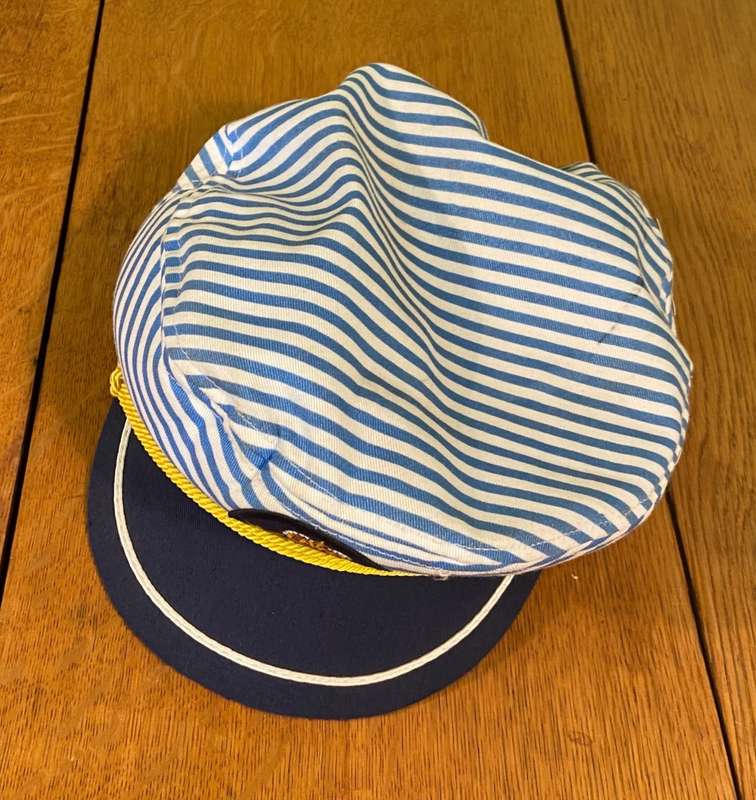 CAPTAIN PEAK CAP  - Striped - Brand new.