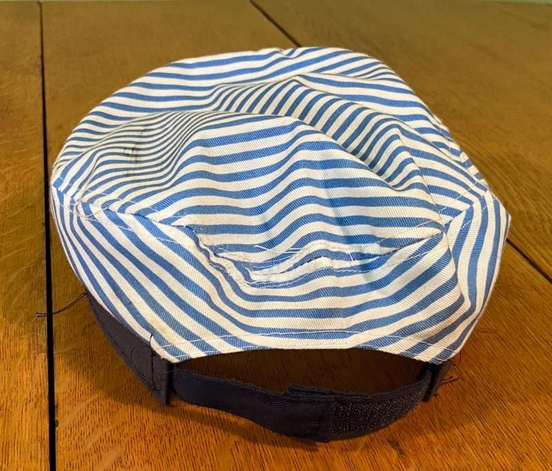CAPTAIN PEAK CAP  - Striped - Brand new.