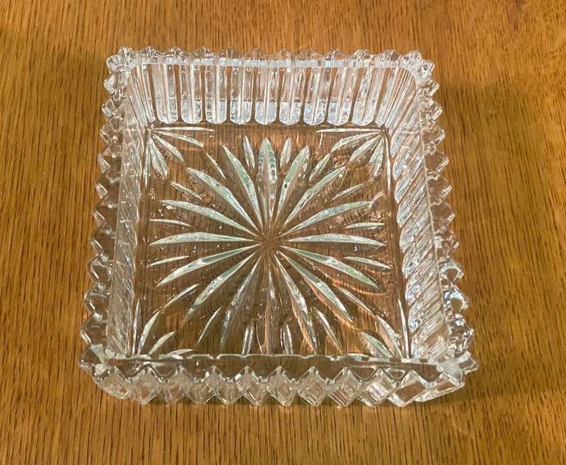 GLASS SQUARE TRINKET DISH / CONDIMENT BOWL - PATTERNED - STUNNING!