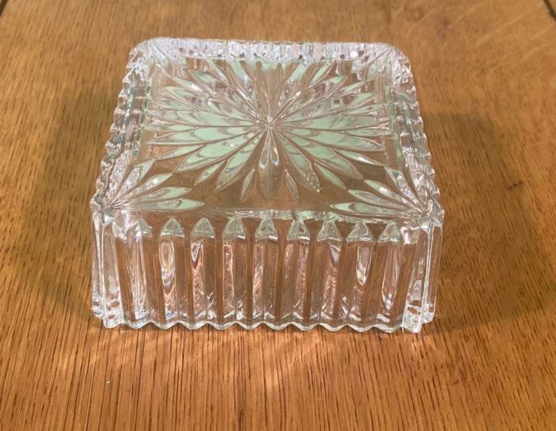 GLASS SQUARE TRINKET DISH / CONDIMENT BOWL - PATTERNED - STUNNING!