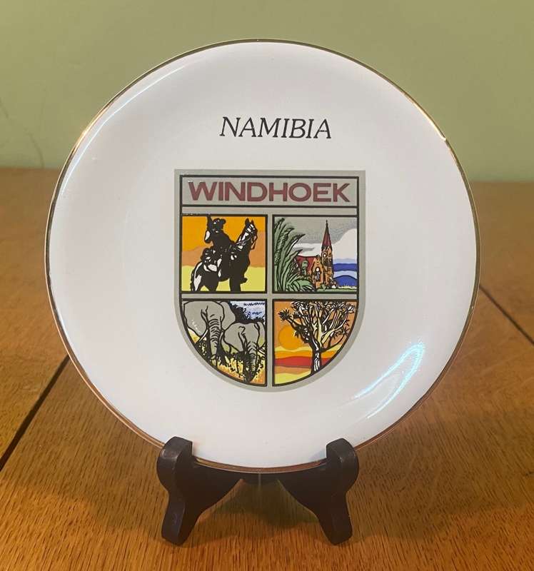 SMALL PLATE - NAMIBIA SOUVENIR - WINDHOEK BADGE - AB CERAMICS - PORCELAIN. SWA - SOUTH WEST AFRICA.