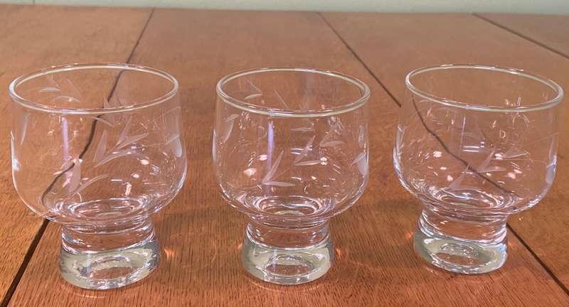 3 x small Footed Drinking Glasses  - Tumbler - Goblet - Wheat pattern.