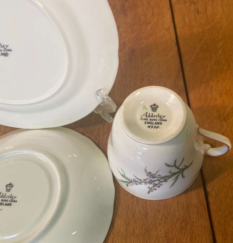ADDERLEY TEA TRIO x 1 - ENGLAND - 4549 - SCOTTISH LINDSAY CLAN - TARTAN - SCOTLAND - LAVENDER