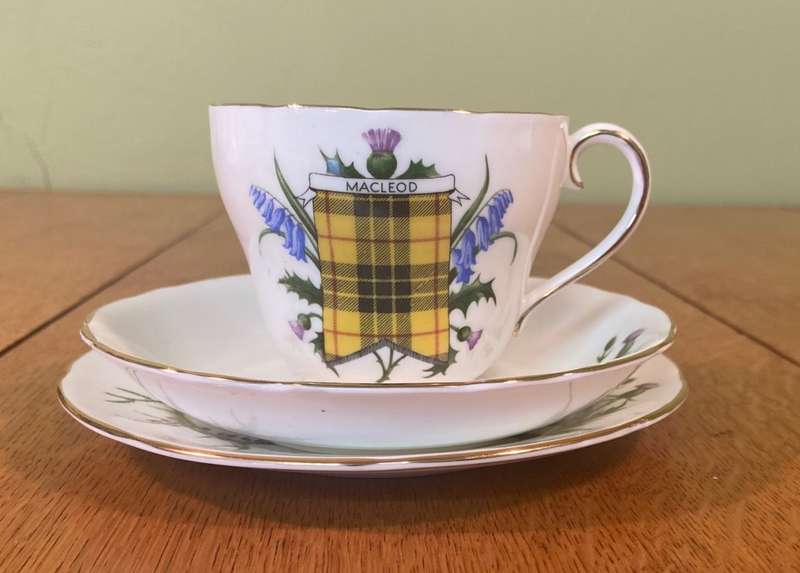 ADDERLEY TEA TRIO x 1 - ENGLAND - 4549 - SCOTTISH MACLEOD CLAN - TARTAN - SCOTLAND - LAVENDER