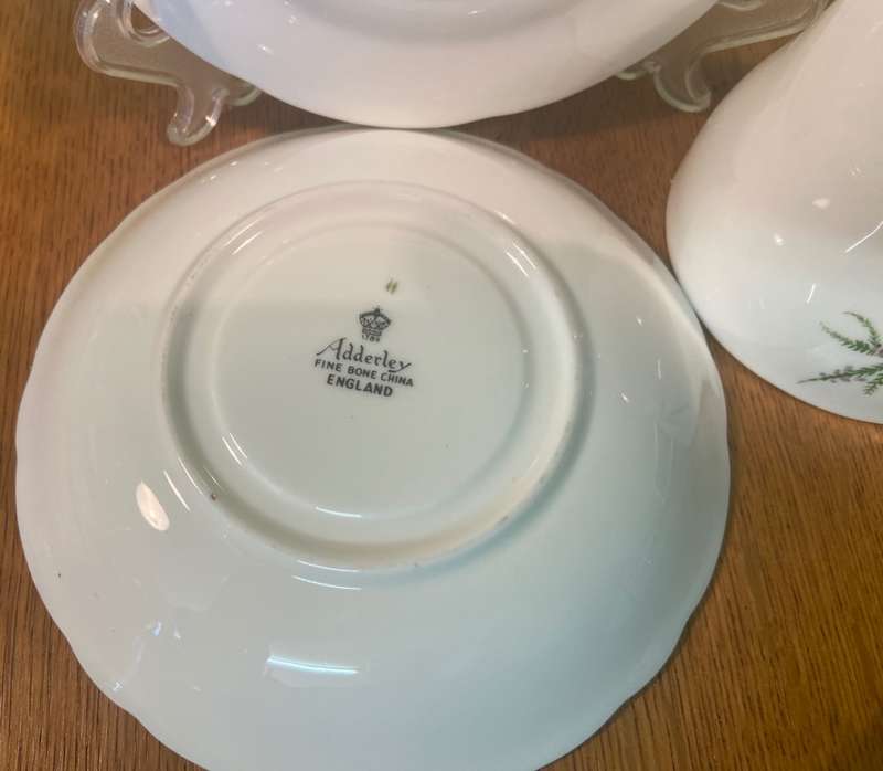 ADDERLEY TEA TRIO x 1 - ENGLAND - 4549 - SCOTTISH MACLEOD CLAN - TARTAN - SCOTLAND - LAVENDER