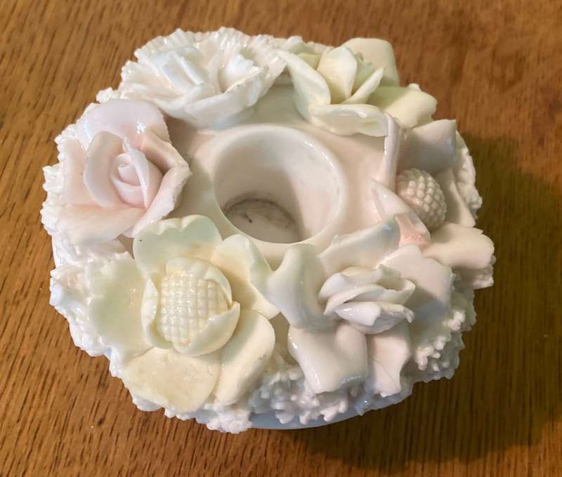 FLORAL FLOWERS  CANDLE HOLDER - PORCELAIN - NO MARK - STUNNING!!!