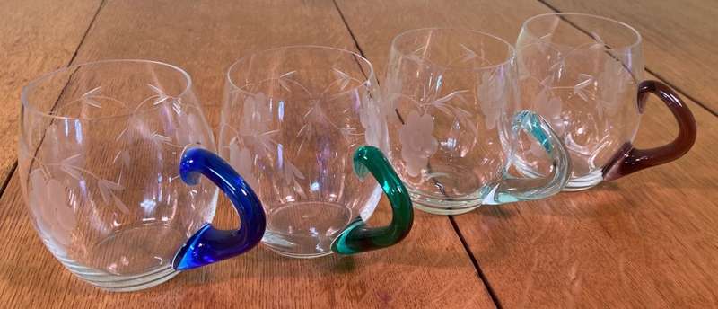 Beer small glasses x 4 - grape pattern - coloured handles