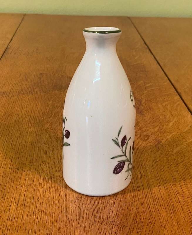 OLIVE OIL CONTAINER / POURER - PORCELAIN - WIESENTHAL GERMANY - CLASSIC WHITE - No. 2142.