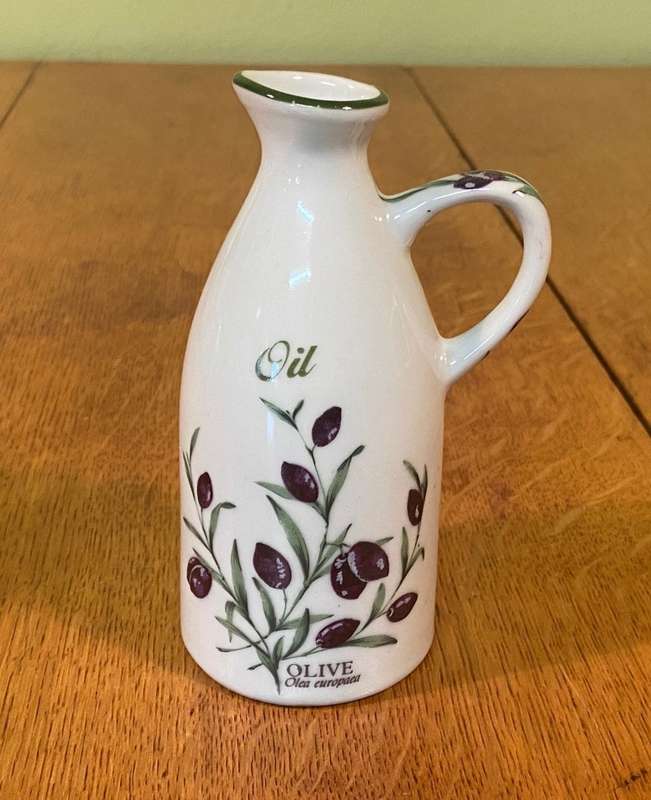 OLIVE OIL CONTAINER / POURER - PORCELAIN - WIESENTHAL GERMANY - CLASSIC WHITE - No. 2142.