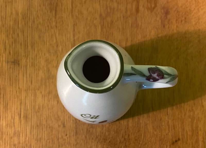 OLIVE OIL CONTAINER / POURER - PORCELAIN - WIESENTHAL GERMANY - CLASSIC WHITE - No. 2142.