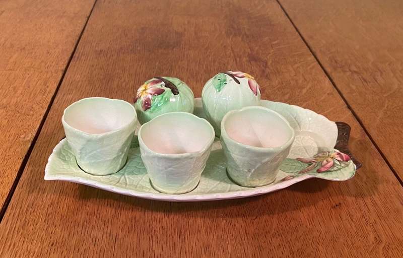 CARLTON WARE CARLTONWARE Green 'Apple Blossom' Egg Cups Salt & Pepper shakers Stand c1938 Australian