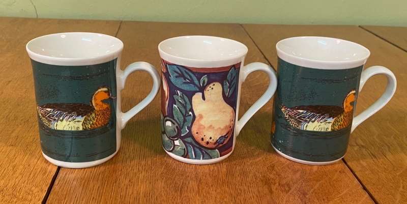 MUGS x 3 - PORCELAIN - TEA COFFEE - CONTINENTAL MUGGZ -  DUCKS & FRUIT ART - EXCELLENT CONDITION!!!!