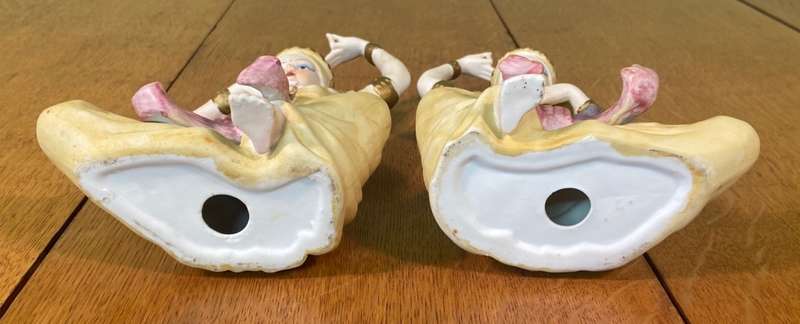 Lady Buddha Statue Praying - Porcelain x 2 - Identical