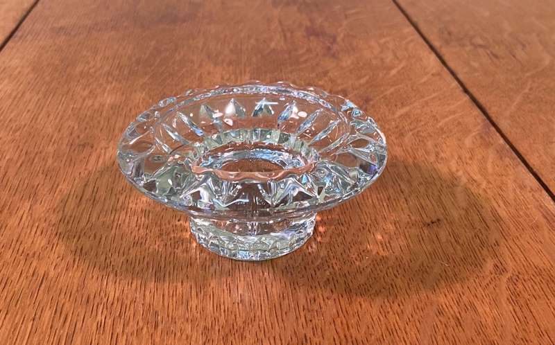 GLASS  SINGLE CANDLE HOLDER - STUNNING!!!