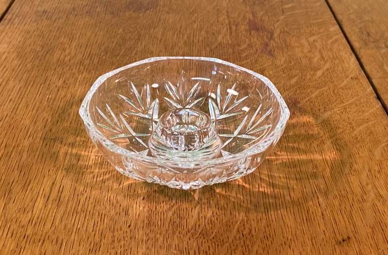 GLASS  BOWL SINGLE CANDLE HOLDER - STUNNING!!!
