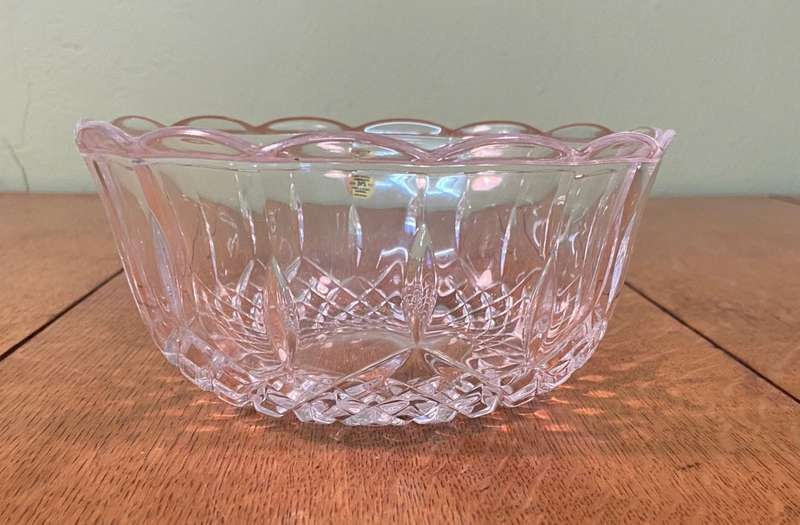 ITALIAN RCR CRYSTAL SERVING BOWL - HEAVY - MEDIUM / SMALL SIZE - GREAT CONDITION.