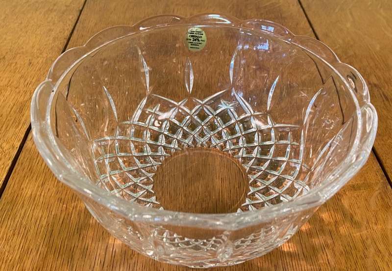 ITALIAN RCR CRYSTAL SERVING BOWL - HEAVY - MEDIUM / SMALL SIZE - GREAT CONDITION.