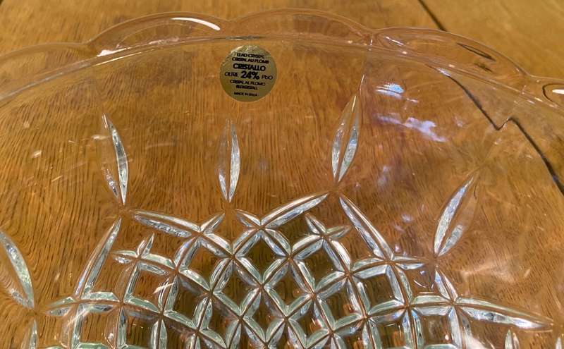 ITALIAN RCR CRYSTAL SERVING BOWL - HEAVY - MEDIUM / SMALL SIZE - GREAT CONDITION.