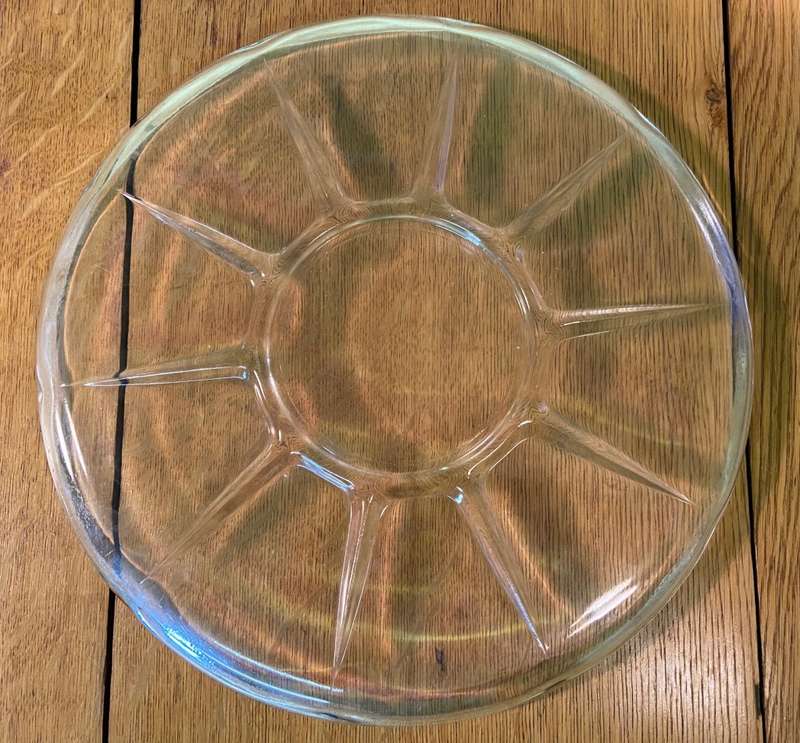 GLASS CAKE PLATE - SERVING PLATTER - ROUND - LARGE - 290mm Diameter.