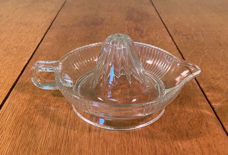 Glass Lemon/Orange Squeezer Large - Manual Juicer - Notes included