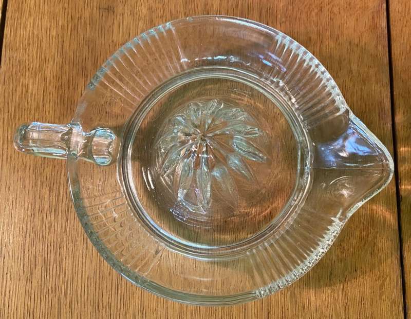 Glass Lemon/Orange Squeezer Large - Manual Juicer - Notes included