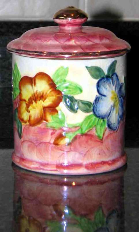 Maling Pottery Jam Jar = C.T Malling & Sons = Newcastle-upon-Tyne = 1930-32 = GODETTIA PINK pattern