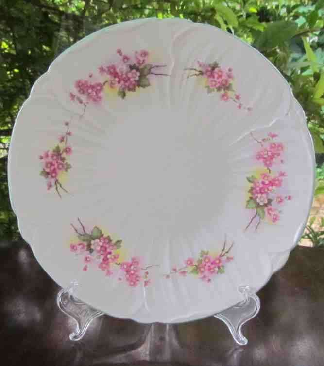 SHELLEY CAKE PLATE=Beautiful Blossom Pattern & OLEANDER Shape=c.1945-66=Stunning Cake Plate!!!!!!!!!