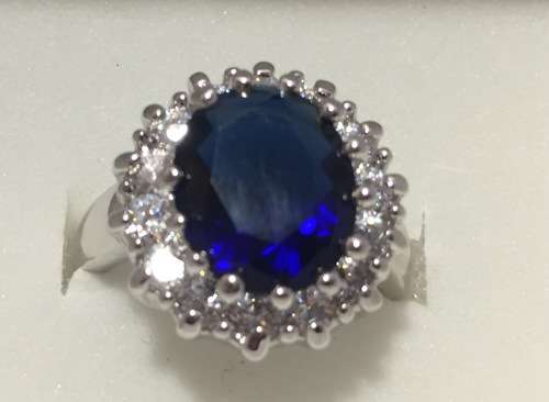 *J* Exquisite British princess engagement ring
