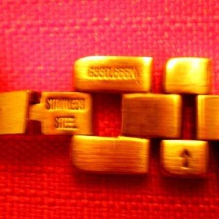markings on strap