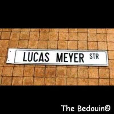 Straatnaambord Ou Suid - Afrika. LUCAS MEYER WEG. (Pretoria) (c1980) Africana.