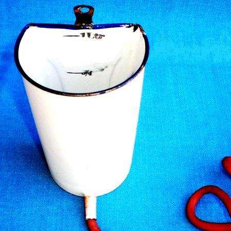 The bucket part of the enema instrument from the top