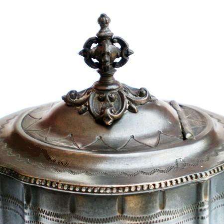 teapot lid