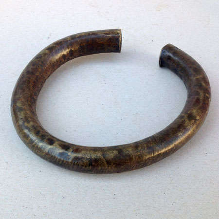 neck ring.