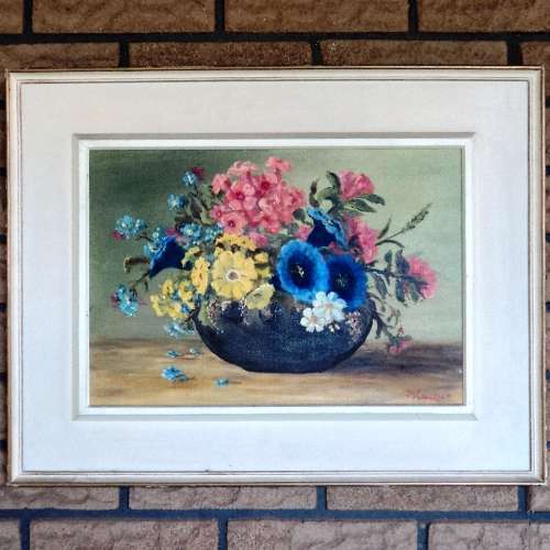 Fred Talmadge (S A Artist) - FLORAL STILL LIFE. Oil painting. 500 x 620 mm. Framed.