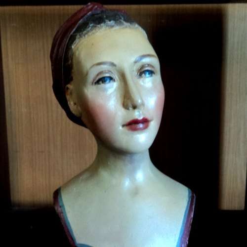 Olga van Wyk. Well - known S A Artist. MANNEQUIN DOLL BUST. 38 cm tall. Handcrafted. HOME TREASURES.