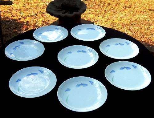 ARZBERG. DINNER SERVICE. 8 SEATING (47 PIECES). 'Midnight' pattern. Bone China.